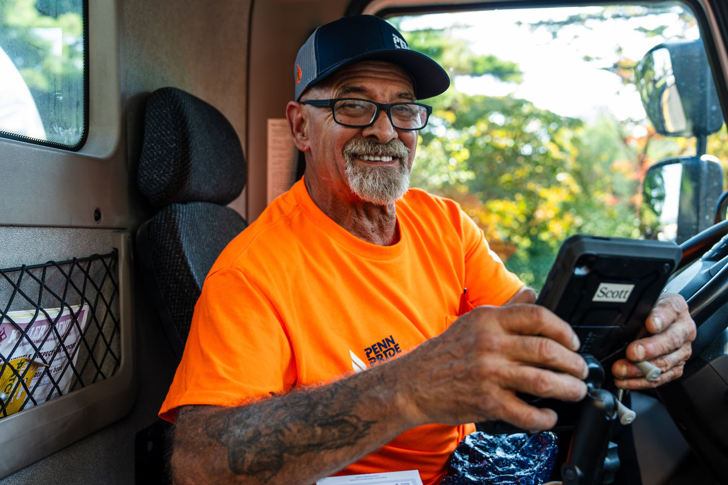 delivery driver reviewing order