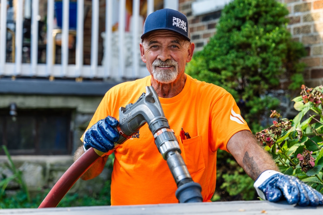 employee filling home with fuel